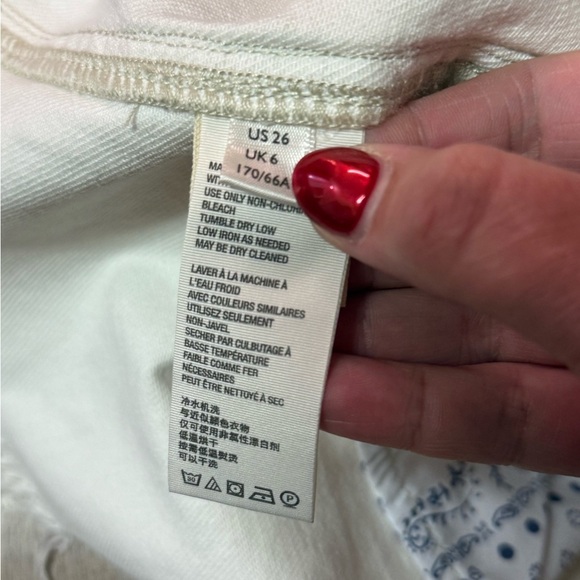 Free People We The Free Frayed Hem Distressed Denim Skirt Cream Size 26 - Picture 5 of 9